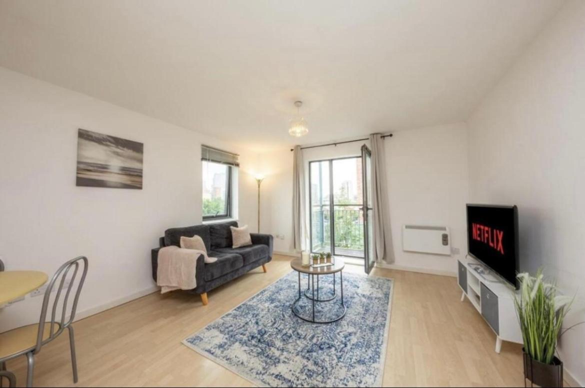 Novanest Salford Apartment Манчестер Екстер'єр фото