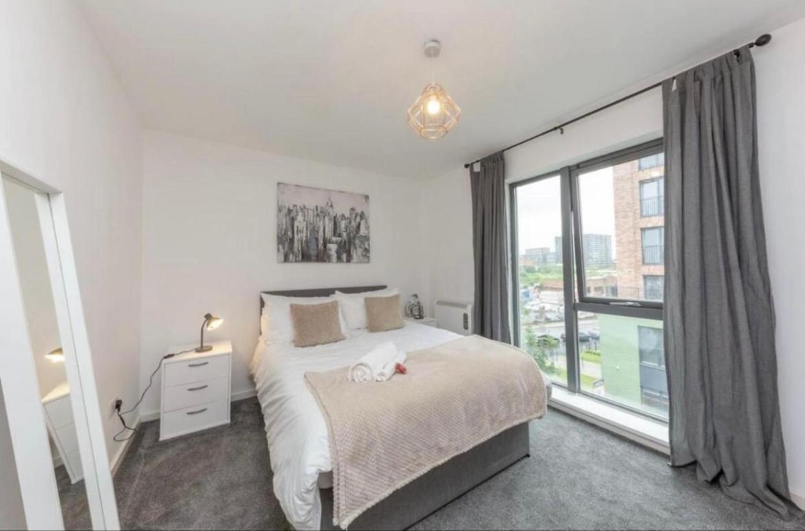 Novanest Salford Apartment Манчестер Екстер'єр фото